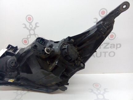 Фара правая Hyundai Solaris I