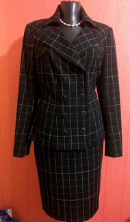 Костюм классический 46р-р