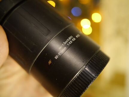 Canon EF 80-210mm полнокадровый tamron