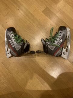 Детские хоккейные коньки bauer vapor X7.0