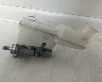 Главный тормозной цилиндр с бачком (без вакумника