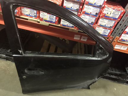 Дверь правая Renault logan2