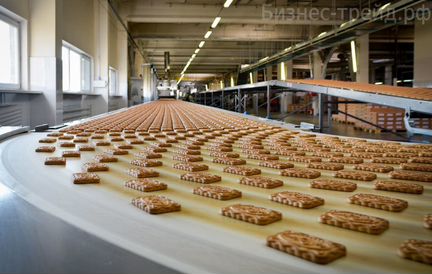 Работа в Москве вахта с питанием Упаковщик печенья