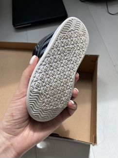 Кроссовки Adidas kids новые