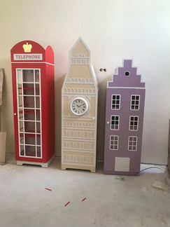 Шкафы домики в детскую. Стенка из шкафов Ш-12