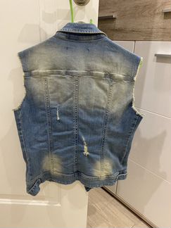Джинсовая жилетка
