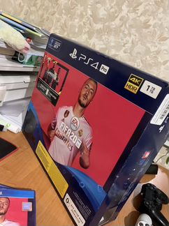 Sony PS4 Pro 1tb