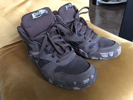 Кожаные кроссовки Reebok Royal р 40