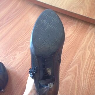 Ботинки женские