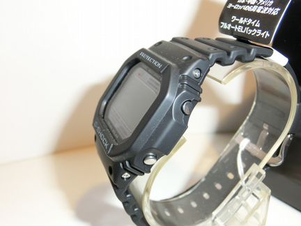 Casio GW-M5610-1B новые