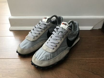 Кроссовки Nike Waffle Racer 2012 года