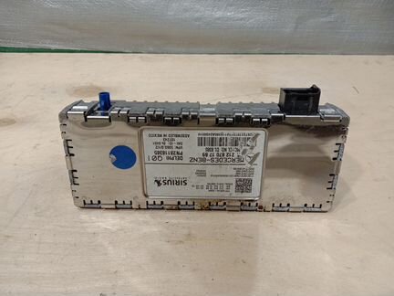 Блок спутникового радио на Mercedes Benz W212 W204