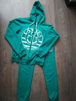 Костюм 42-44р