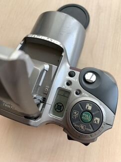 Зеркалка Olympus IS-300