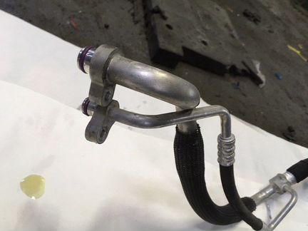 Трубка кондиционера Mercedes-Benz E-Class A207