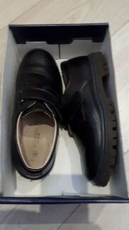 Школьные туфли ботинки р34, scholl futurino