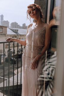 Платье в аренду Дана Пинк