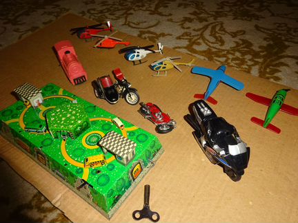 Игрушки машины 1990х г