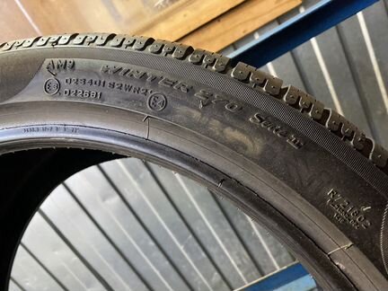Одна Шина 275/35R19 Pirelli winter270 SottoZero2