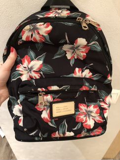 Рюкзак Guess