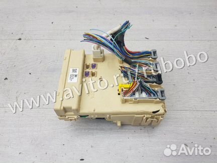 Блок предохранителей Toyota Corolla E180 1ZR-FE