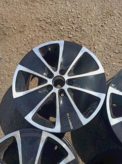 Диски бу литые R16 B на VW Skoda