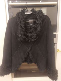 Дубленка Armani Exchange. натуральная. 42-44