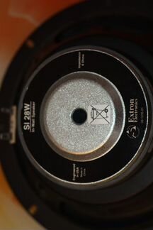 Ас встраиваемая 8ом extron SI 28W (пара) +кроссове