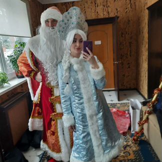 Поздровление от Дед Мороза и снегурочки