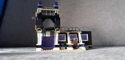 Лего чёрная понтера