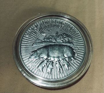 Серебряная монета Королева Елизавета, 2019 год