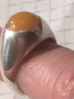 Серебряное колечко с янтарем