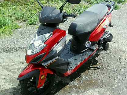 Скутер рейсер 100 кубов. Скутеры за 5 тысяч. Томск бу скутер. Скутер делим. Скутер 50 кубов бу.