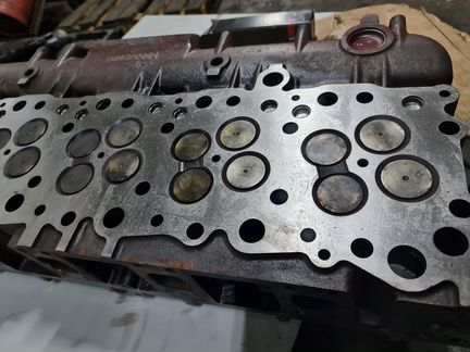 Головка блока (гбц) курсор 10 F3A 500380776 Ивеко